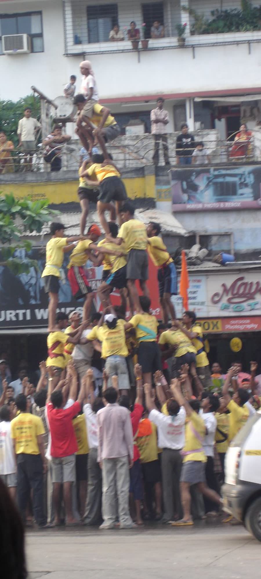 Dahi Handi human pyramid in Mumbai